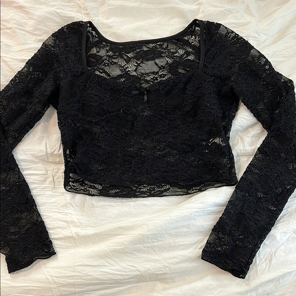 Amazon Black Fitted Crop Blouse with Long Sleeves